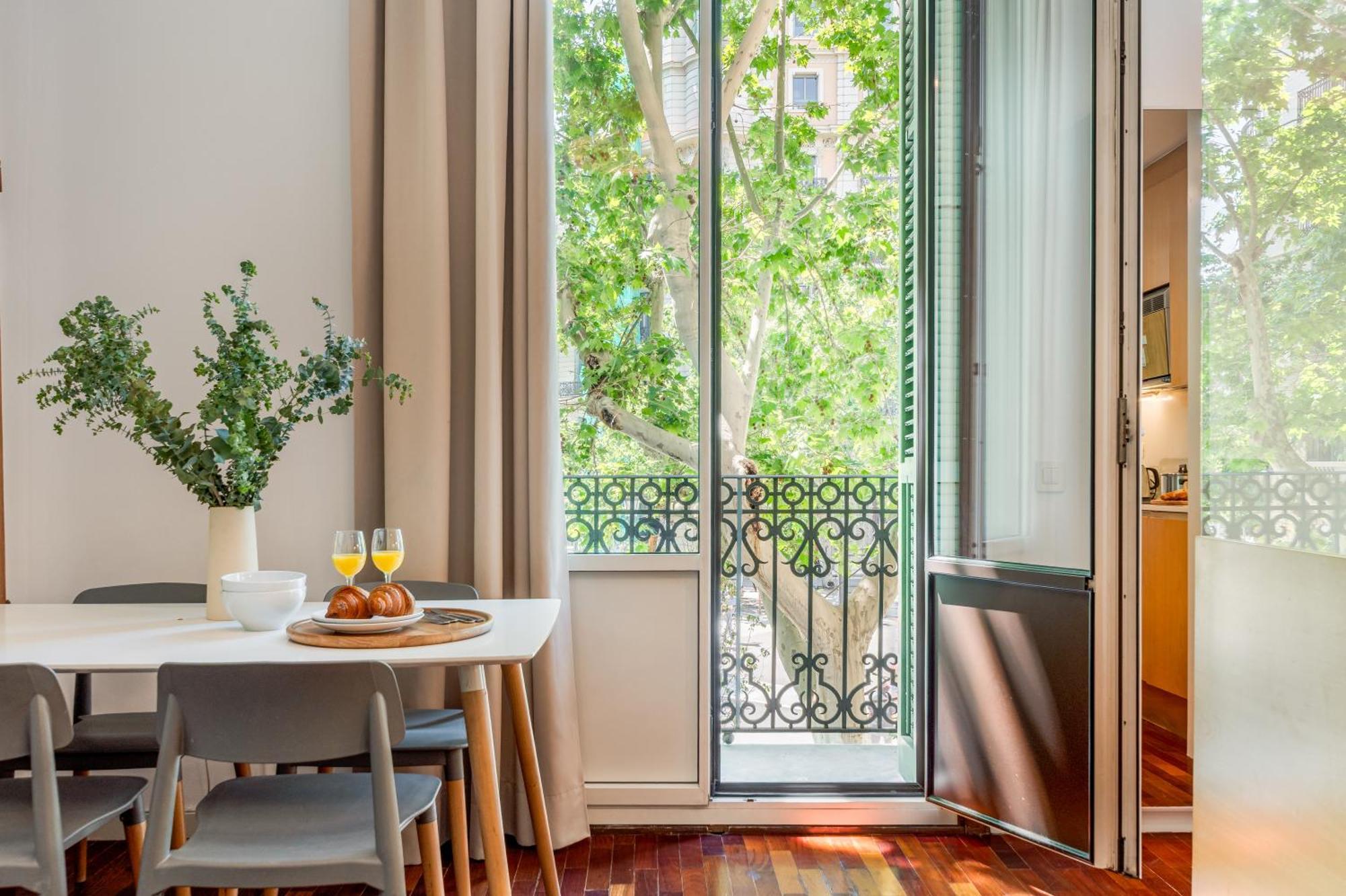 Aspasios Rambla Catalunya Apartments Barcelona Room photo